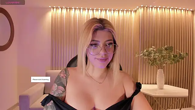 MadisonKane online show from 06-15-26, 11:12