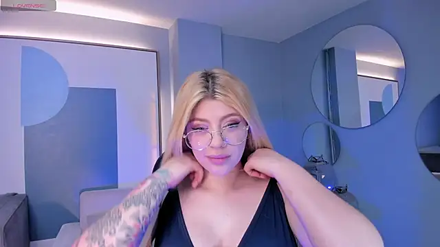 MadisonKane online show from 06-21-26, 11:13
