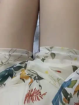 Baby-Linh online show from 06-16-26, 05:43