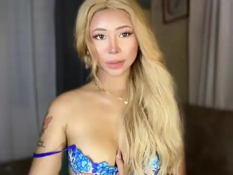 Your innocentwomenxx online show from 03-31-26, 01:00