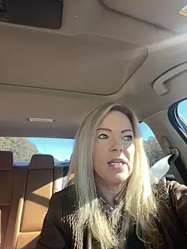 sinfulsara online show from 12-16-25, 05:51