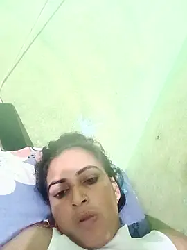 Snapshot of Big_soniya55A chatting on 05-10-26, 06:57 Big soniya55A online show from 05-10-26, 06:57