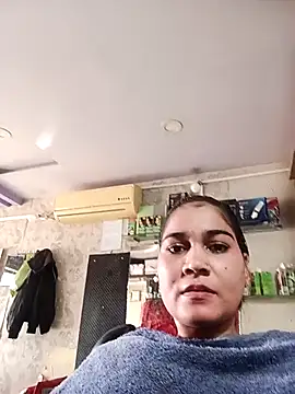 Snapshot of 00PUJA chatting on 12-04-25, 08:45 00PUJA online show from 12-04-25, 08:45