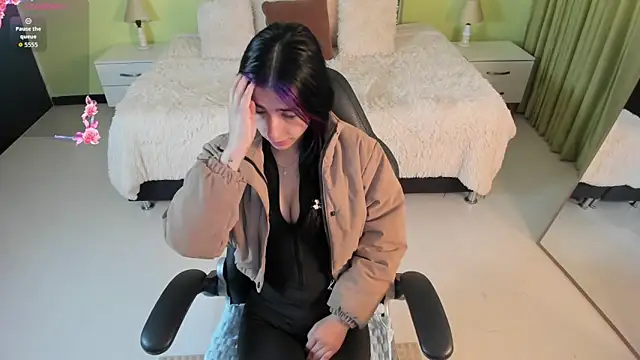 Celeste Rous   online show from 02-18-26, 12:23