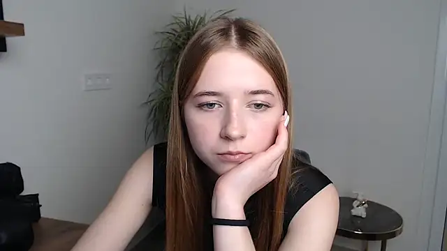 SweetBellaa  online show from 12-03-25, 04:49