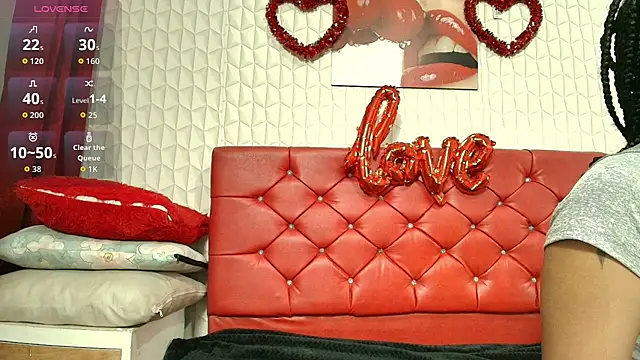 Snapshot of Elizabetth_Roman chatting on 03-15-26, 08:37 Elizabetth Roman online show from 03-15-26, 08:37