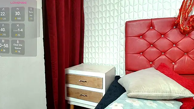 Snapshot of Elizabetth_Roman chatting on 03-27-26, 08:08 Elizabetth Roman online show from 03-27-26, 08:08