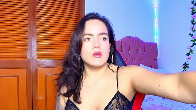 sara santana   online show from 12-17-25, 11:33