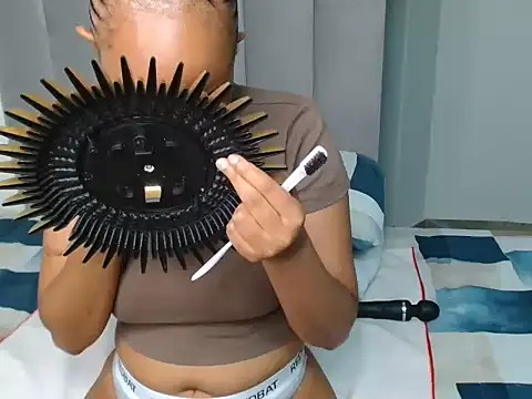 Snapshot of Sassy_S chatting on 02-20-26, 05:57 Sassy S online show from 02-20-26, 05:57