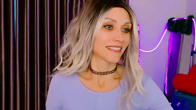 Snapshot of betty_xoxoo chatting on 02-12-26, 10:32 betty xoxoo online show from 02-12-26, 10:32