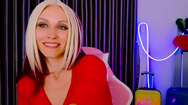 Snapshot of betty_xoxoo chatting on 02-14-26, 11:07 betty xoxoo online show from 02-14-26, 11:07