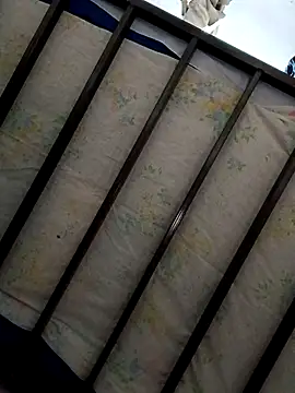 modelo hot online show from 12-16-25, 02:05