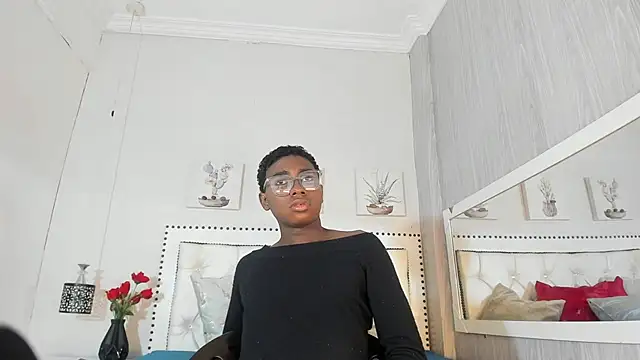 teylor lovee online show from 02-13-26, 08:54