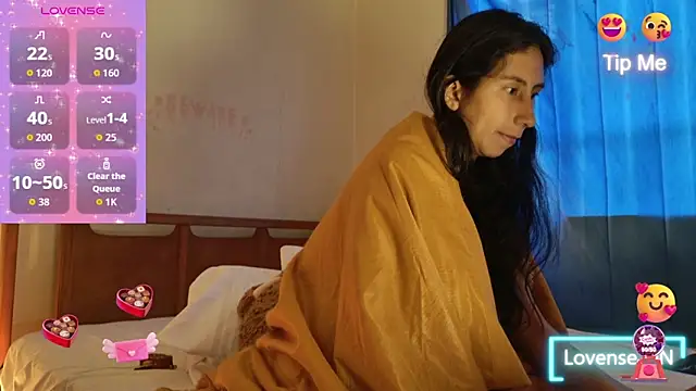 MoonLipsON- online show from 02-17-26, 03:19