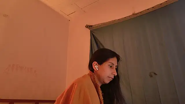 MoonLipsON- online show from 05-12-26, 11:46
