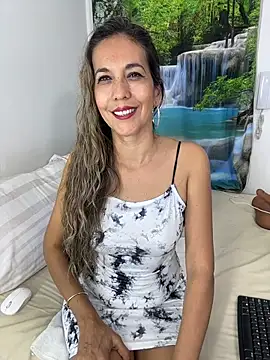 sandrafarrely online show from 02-07-26, 03:54