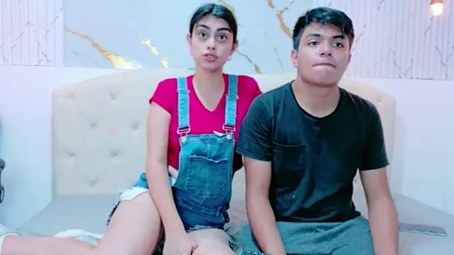 Snapshot of NatyAndAlex chatting on 02-26-26, 08:19 NatyAndAlex online show from 02-26-26, 08:19