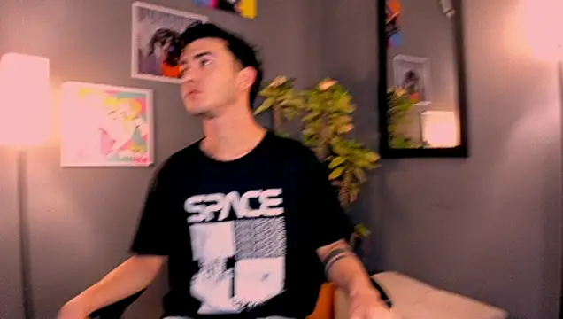 Feiccer Thomson1 online show from 02-06-26, 04:06