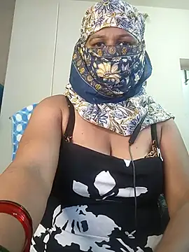 Preeti345 online show from 06-22-26, 01:29