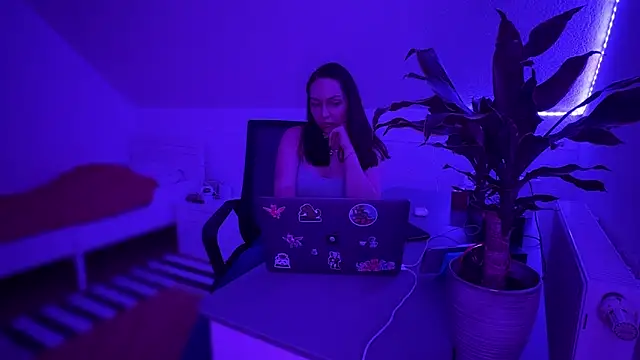 Mimi Muse online show from 02-03-26, 12:54