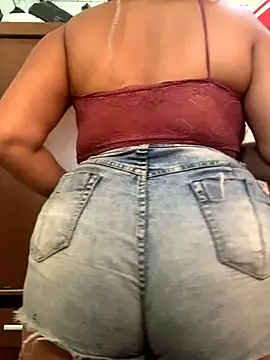 CorujinhaSafada online show from 12-16-25, 11:48