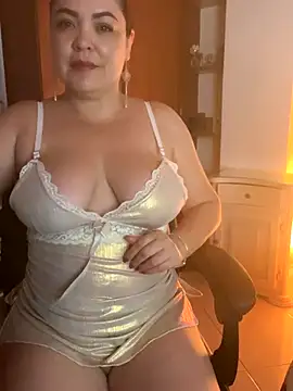 EmiHarrys online show from 12-16-25, 09:53