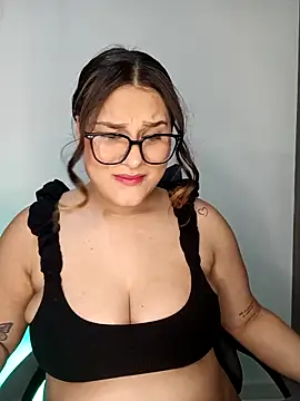 Valeriaa 21 online show from 03-27-26, 02:50