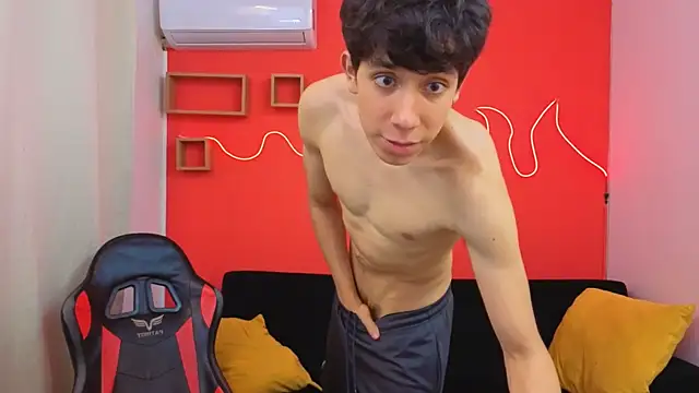 Neo Twink online show from 05-01-26, 07:07