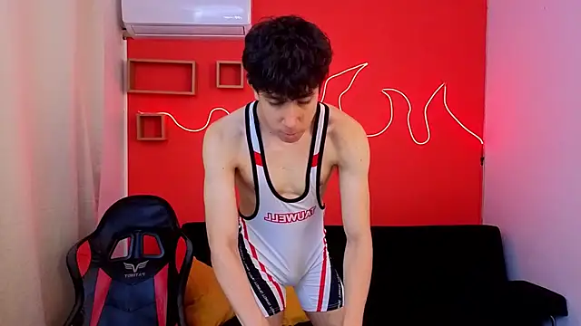 Neo Twink online show from 05-02-26, 08:14