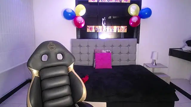 Sara valderrama  online show from 06-20-26, 10:51
