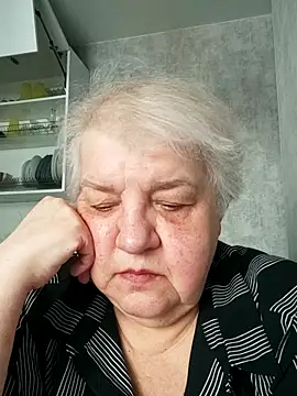 HapinessLovee online show from 05-12-26, 06:54