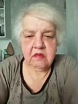 HapinessLovee online show from 06-19-26, 06:40
