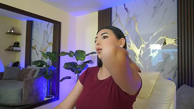 LiaWheeler online show from 01-13-26, 07:08