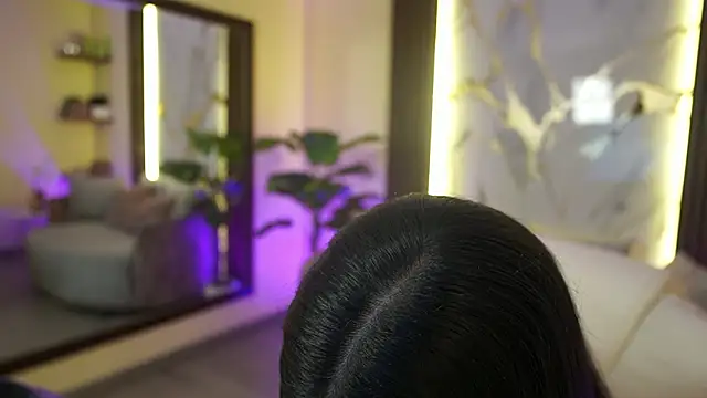 LiaWheeler online show from 02-03-26, 07:08