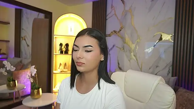 LiaWheeler online show from 02-09-26, 07:07