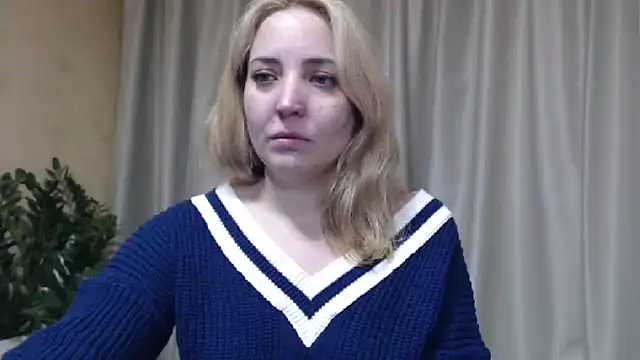 Snapshot of sweetpussy chatting on 02-22-26, 12:26 sweetpussy online show from 02-22-26, 12:26