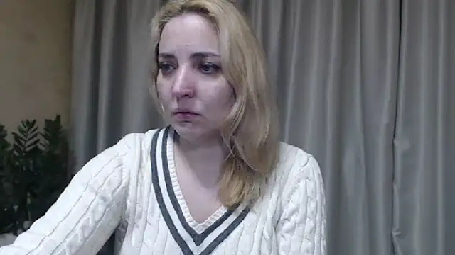 Snapshot of sweetpussy chatting on 04-07-26, 02:50 sweetpussy online show from 04-07-26, 02:50