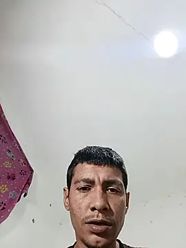 Snapshot of valenpaisita2123 chatting on 01-17-26, 12:37 valenpaisita2123 online show from 01-17-26, 12:37