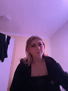 Milly-Kiss online show from 02-05-26, 09:52