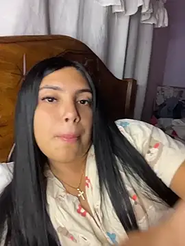 Snapshot of _Laurentt_ chatting on 06-10-26, 01:39 Laurentt online show from 06-10-26, 01:39