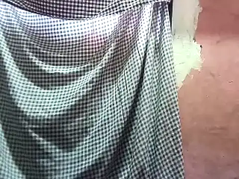 Snapshot of angela_rose20 chatting on 04-02-26, 01:03 angela rose20 online show from 04-02-26, 01:03