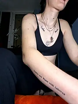 Er yes ass online show from 01-11-26, 09:20