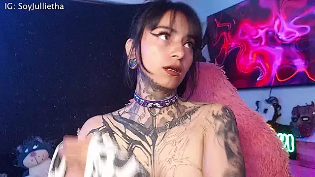 Julls420  online show from 02-19-26, 03:35