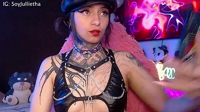 Julls420  online show from 03-01-26, 04:36