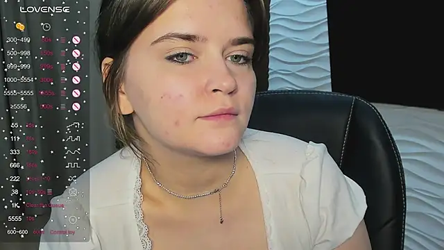 LanaTreades online show from 02-01-26, 01:09