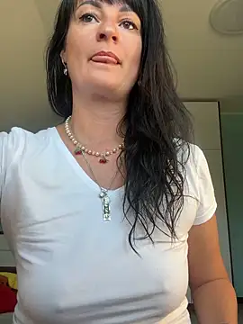 CherryCherry03 online show from 05-29-26, 07:50