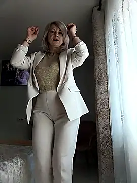AhlyssaLove1155 online show from 05-10-26, 07:35