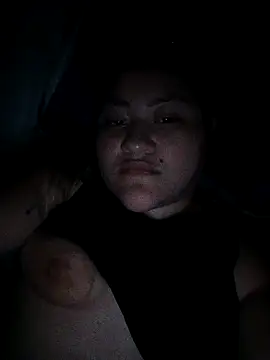 Snapshot of Sofia__Saenz chatting on 03-18-26, 04:26 Sofia Saenz online show from 03-18-26, 04:26