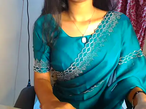 Snapshot of Sexy_Sanaya2 chatting on 04-08-26, 10:43 Sexy Sanaya2 online show from 04-08-26, 10:43