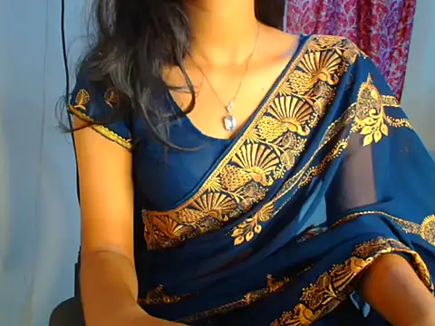 Snapshot of Sexy_Sanaya2 chatting on 04-10-26, 02:17 Sexy Sanaya2 online show from 04-10-26, 02:17